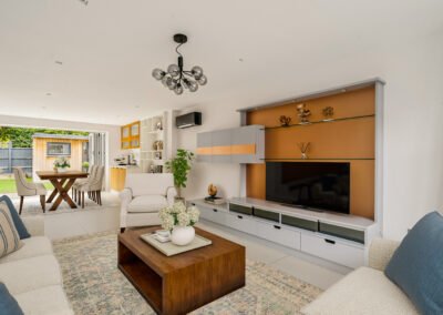 STAGED LIVING